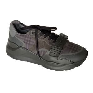 Burberry | Shoes | Burberry Blue Perforated Leather Albert  display picture 1